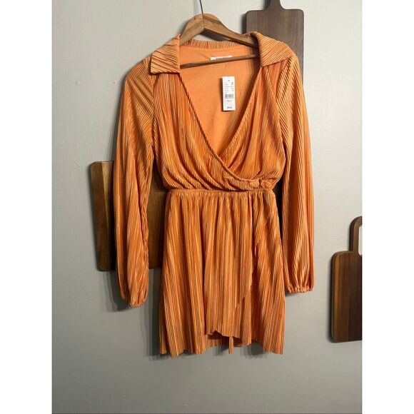Peppermayo Dresses & Skirts - Peppermayo Burnt Orange Long Sleeve Pacsun Wrap Style Mini Dress Size 4 NWT